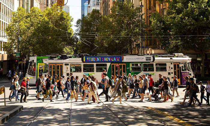 Collins Street tram Tram crossing the intersection of Collins and Swanston streets